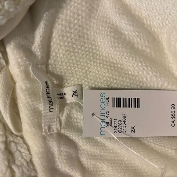 Maurice’s SUPER soft and comfy vest - Picture 4 of 4